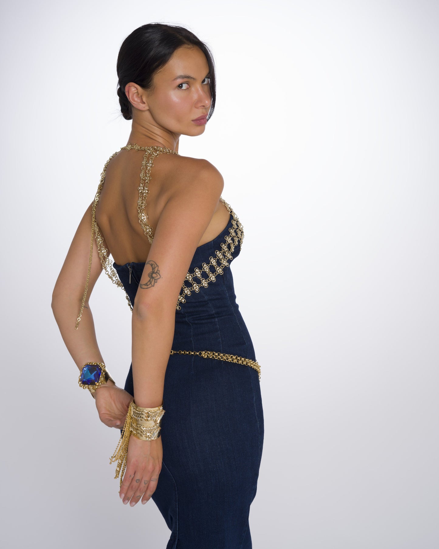 Nivra Body Chain – Nugua