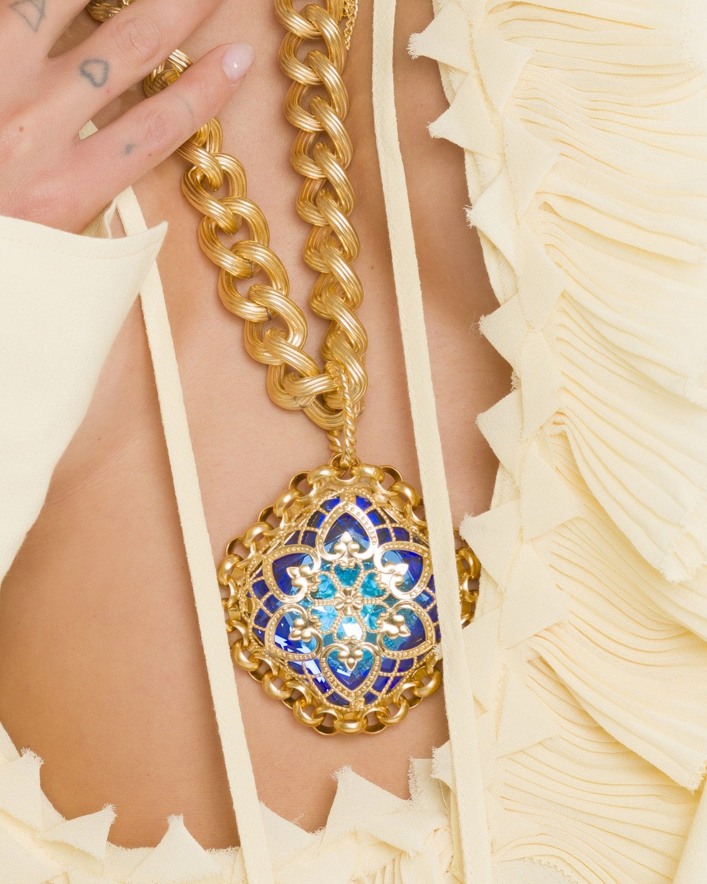 Oura Collana – Nugua