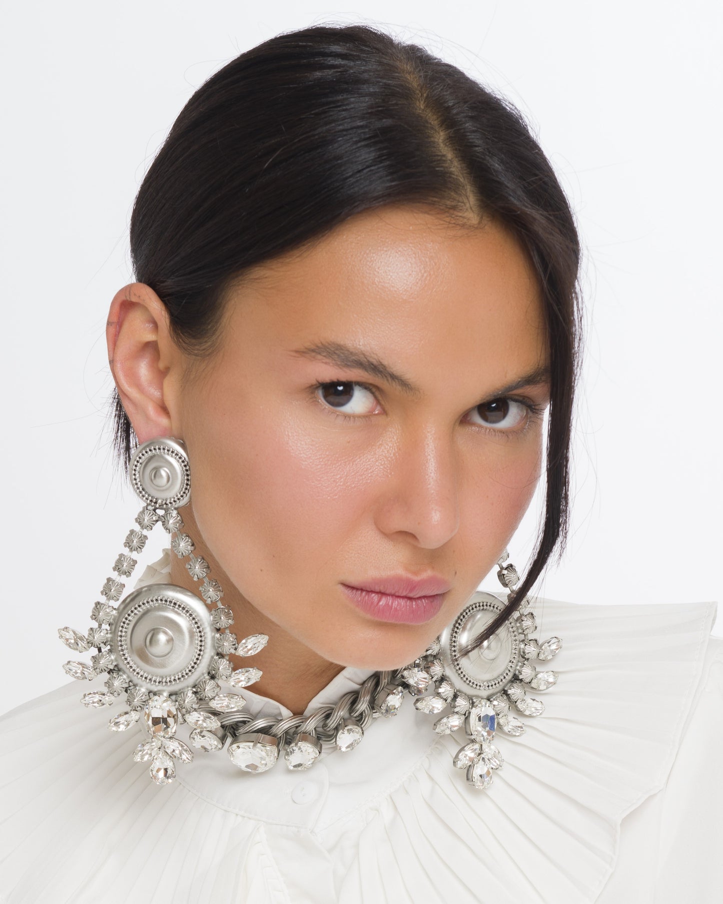 Silvara Chocker – Nugua