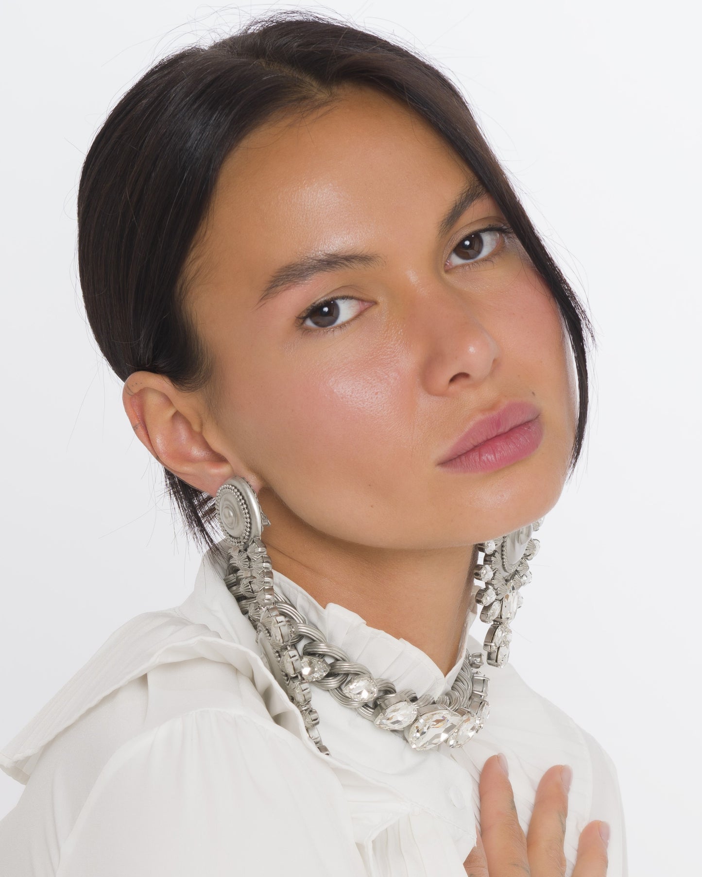 Silvara Chocker – Nugua