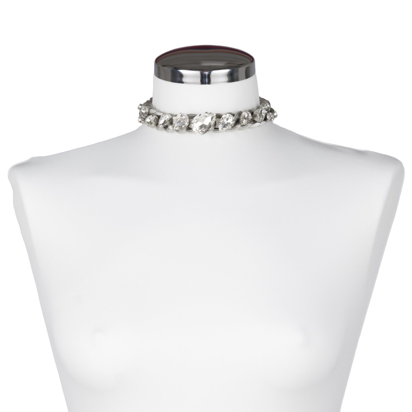 Silvara Chocker – Nugua